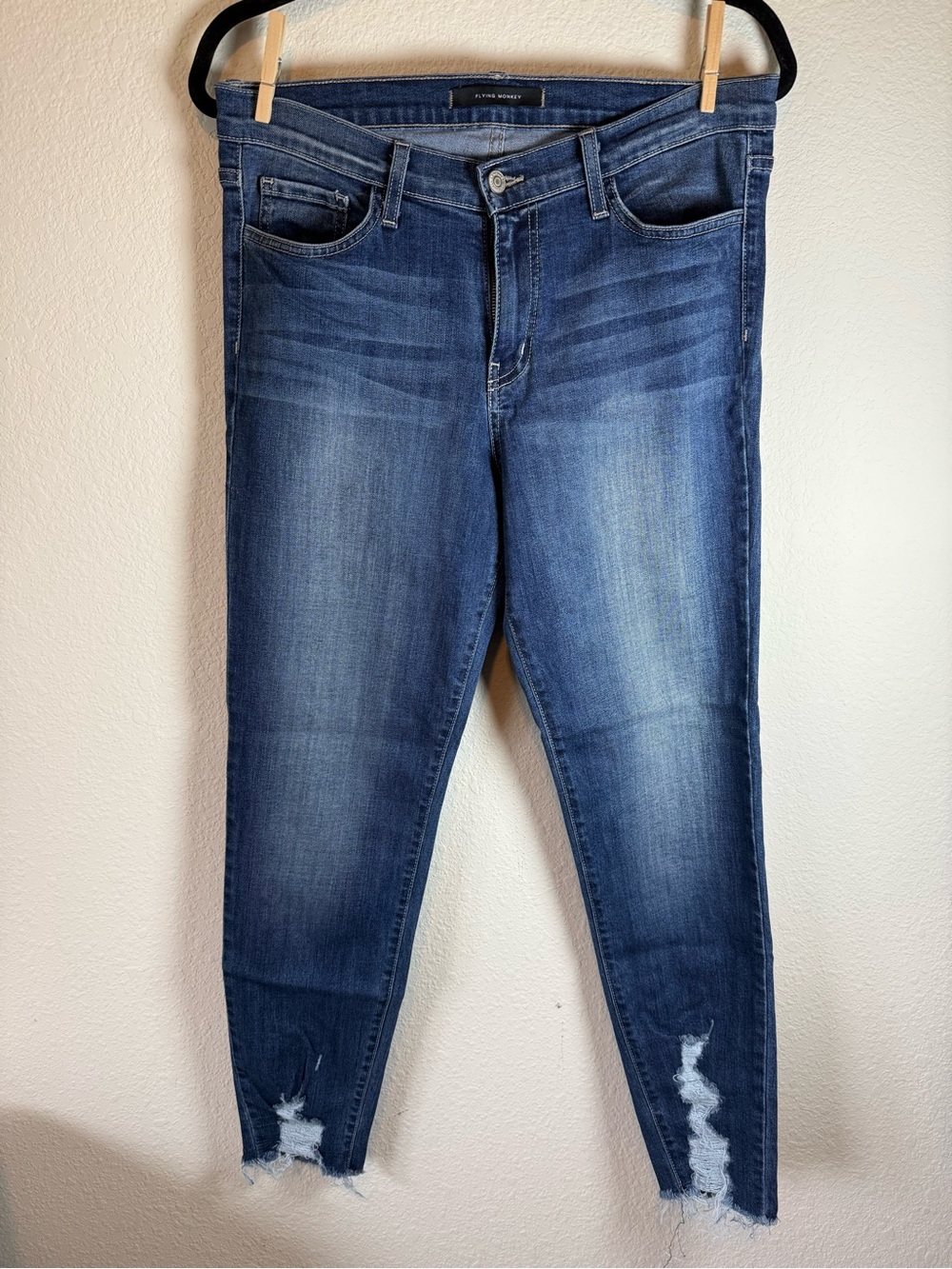 Flying Monkey Women’s Dark Blue Distressed Skinny Jeans Size 30